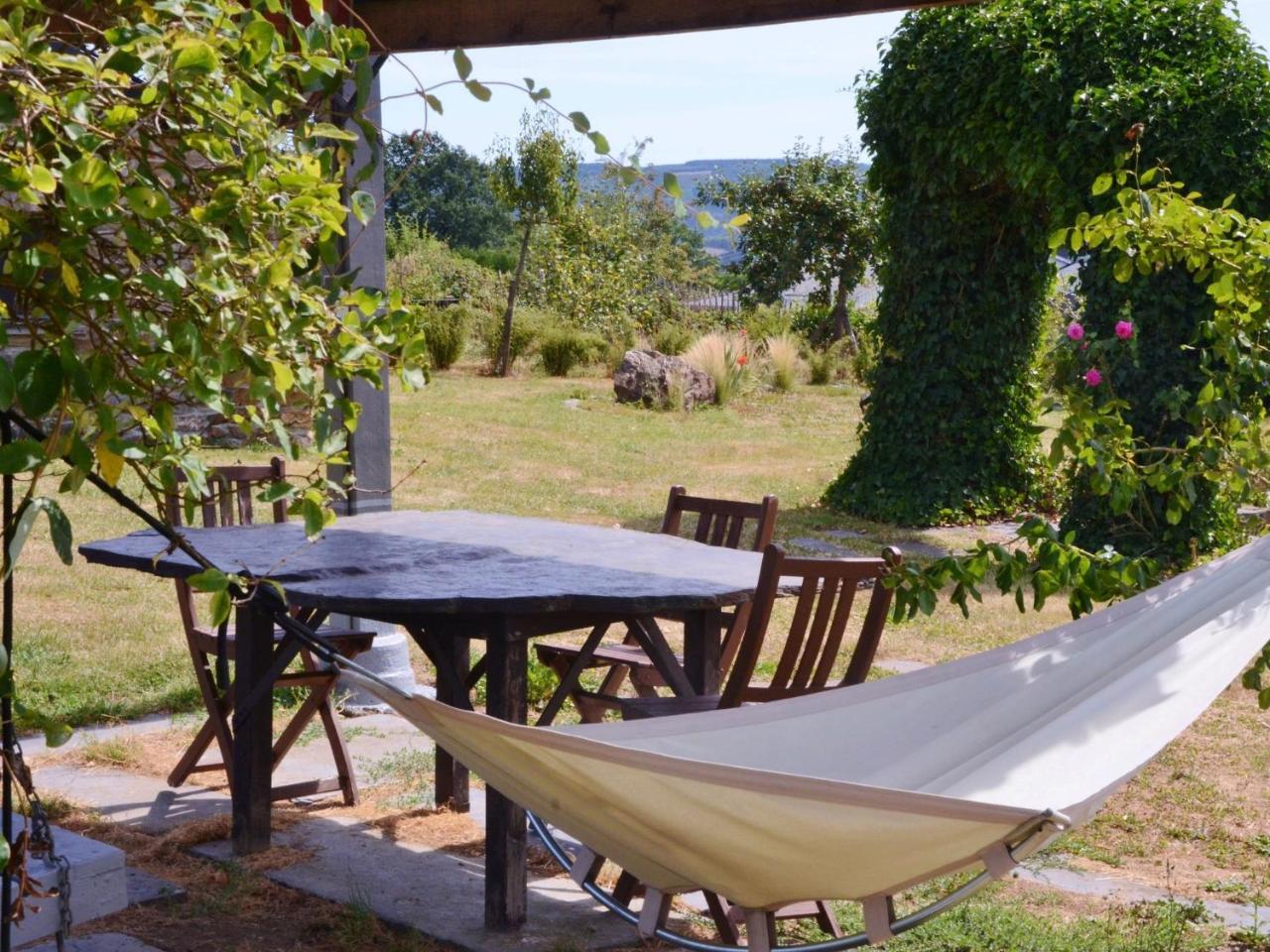 Gorgeous Holiday Home In Stoumont With Garden Exteriör bild
